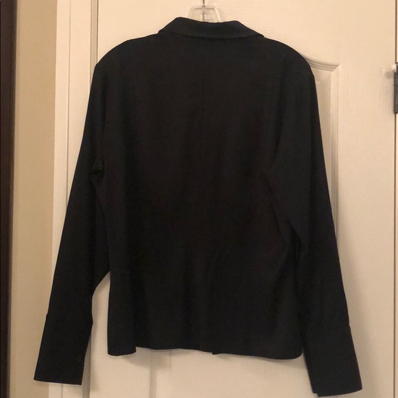 Top - Picture 2 of 3